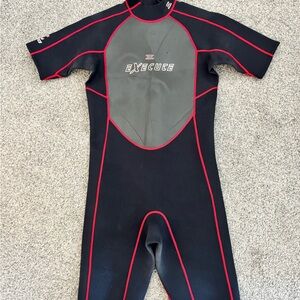 Men's Black and Gray Short Sleeve Wetsuit